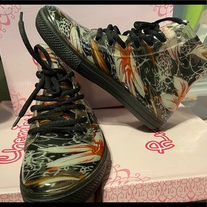 NIB - Chemisty Women’s Floral Rain Ankle Boots
